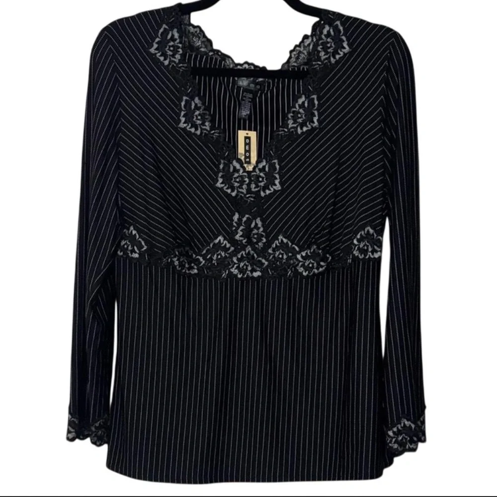 NWT Soma Women’s Travelers Ticking Black Pin Stripe Lace 3/4 Sleeve Top — LARGE - Picture 3 of 6